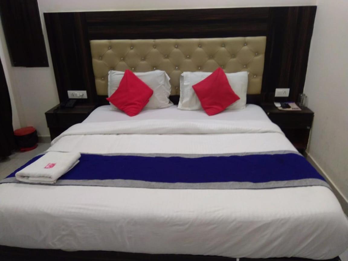 Hotel City Lite Near Igi Airport Yeni Delhi Dış mekan fotoğraf